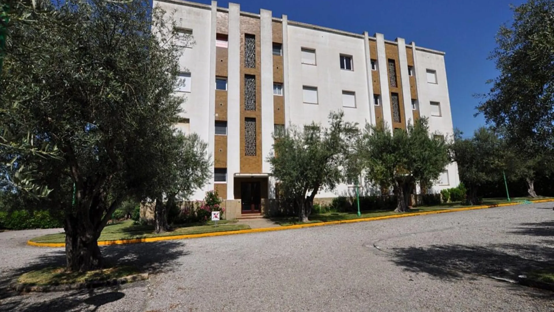 Apartment In Roses With Swimming Pool 0*,